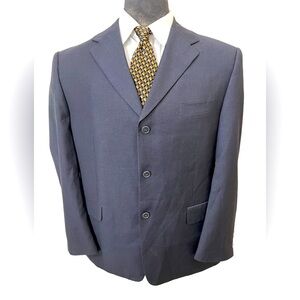 ELEGANTE UOMO MENS DRESS BLAZER SIZE 44R, 70% POLY. 30% RAYON.